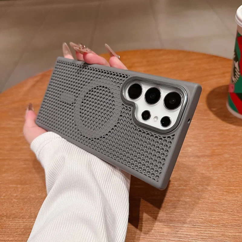 Coque de charge sans fil magné - Heatsink avis et prix